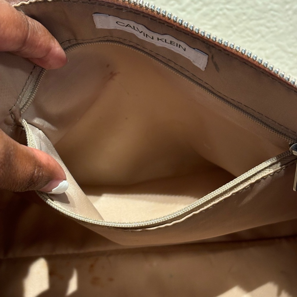 Calvin Klein Cosmetic Bag - Picture 7 of 8